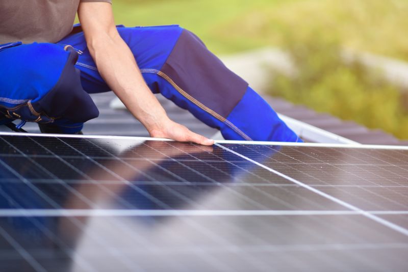 Who Does Solar Panels Service
